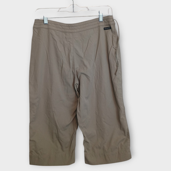 Athleta Cargo Capri Pants Womens Medium Beige Outdoor Athleisure Hiking Shorts - Picture 2 of 8